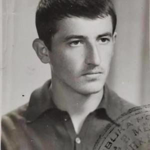 Meet your Posher, Eduart